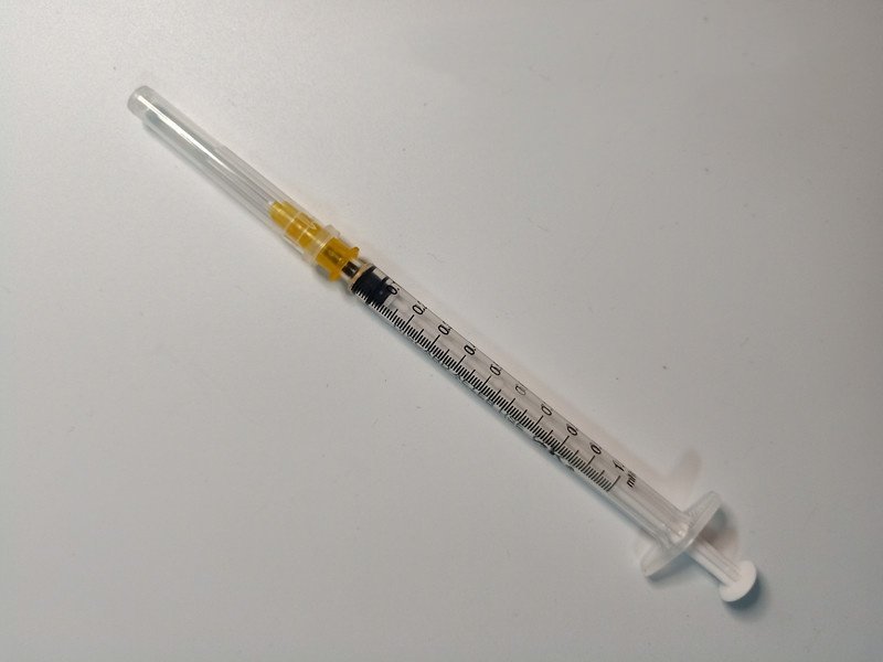 Medical disposable veterinary syringes with multiple capacities, sterile syringes with needles, plastic syringes