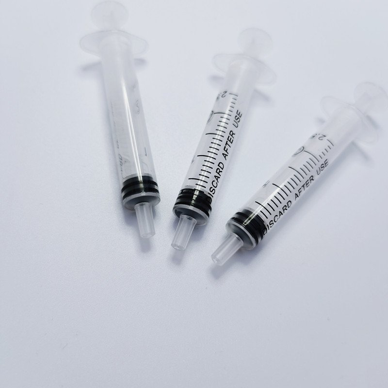 Wholesale of bulk non needle disposable syringes for pet feeding in factories